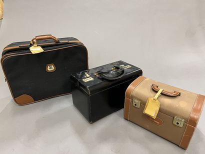 valises ou malette dont dont lots LANCEL