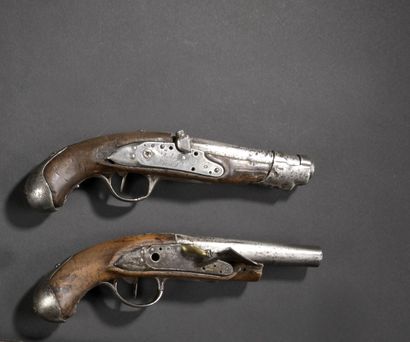 null Lot de deux restants de pistolets de Gendarmerie, modèle 1770 dont un transformé...