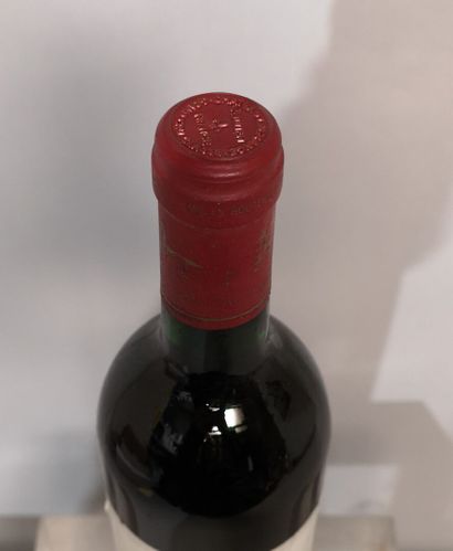 null 1 bouteille Château LAGRANGE - 3e Gcc Saint Julien 1989	
Etiquettes légèrement...
