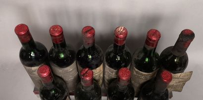 null 10 bouteilles Château LAFITE CARCASSET 1961 - Haut Medoc 
A VENDRE EN L'ETAT...
