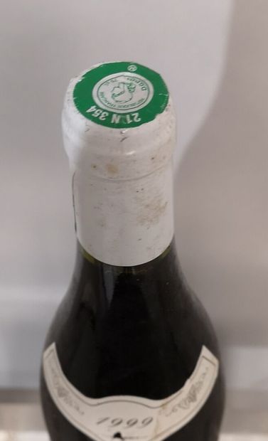 null 1 bouteille VOLNAY - FLACELIERE MICHELUZZI 1999	
Etiquette légèrement tachée...