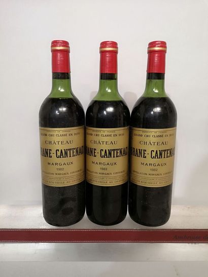 null 3 bouteilles Château BRANE CANTENAC - 2e Gcc Margaux 1983 
1 haute épaule et...