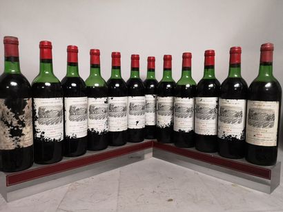 12 bouteilles Château DUHART MILON - 4e Gcc...