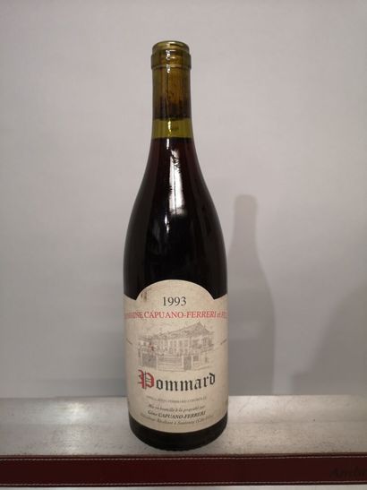 null 1 bouteilles POMMARD - Domaine CAPUANO FERRERI 1993 
Étiquette légèrement tachée....
