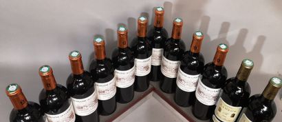 null 12 bouteilles Domaine de La GRAVE - Bordeaux 2 "Cuvée prestige" 2005 et 10 de...