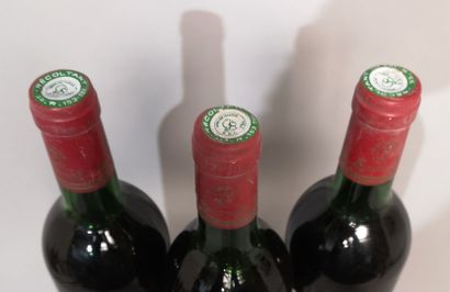 null 3 bouteilles Château LAGRANGE - 3e Gcc Saint Julien 1982	
Etiquettes légèrement...