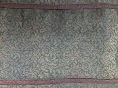 null Two-tone damask, Italy or Spain, early seventeenth century, dense green silk...