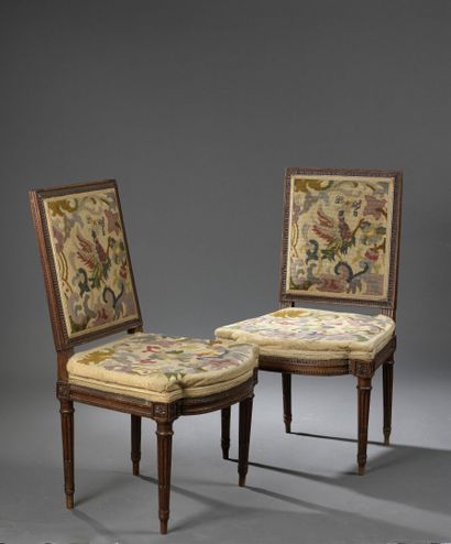null Pair of stamped chairs
G. Iacob of the Louis XVI period
In molded and carved...