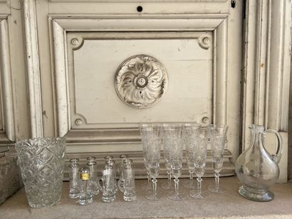 MANNETTE of cut crystal glassware, XIX and...
