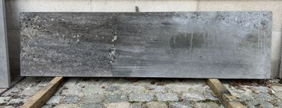 Grande plaque en pierre marbrière, XIXe
H....