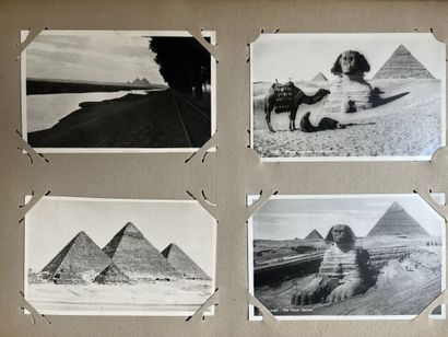 null Meeting of four albums of various postcards.
Castles, archaeology, caricatures,...