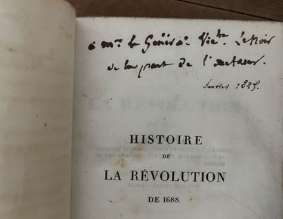 null MAZURE
Histoire de la Révolution de 1688 en Angleterre, Paris 1825
Deux volumes...