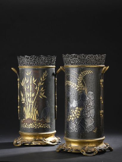 null PAIR OF JAPANESE SCROLL VASES attributed to the Crystal Staircase, circa 1880
In...