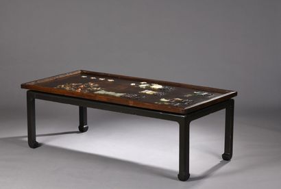 null LOW TABLE
CHINA, 20th century
The top decorated with jades and hard stones and...