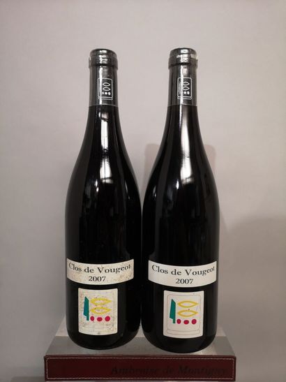 null 2 bouteilles CLOS de VOUGEOT Grand cru - PRIEURÉ ROCH 2007 
Etiquette et contre...