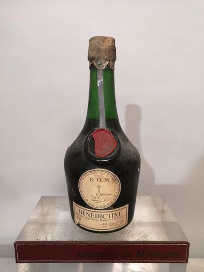 null 1 bottle 37.5 cl BENEDICTINE - D.O.M. 1970s
Label slightly stained. Capsule...