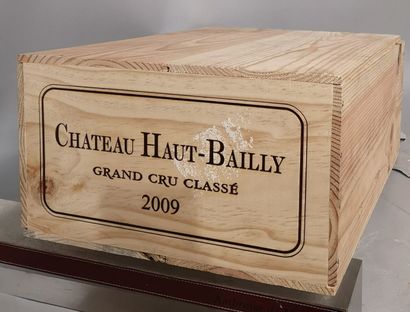 * 12 bottles Château HAUT BAILLY - Pessac...