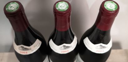 null * 3 bouteilles CLOS de VOUGEOT Grand Cru Vieilles vignes - Château de La TOUR...