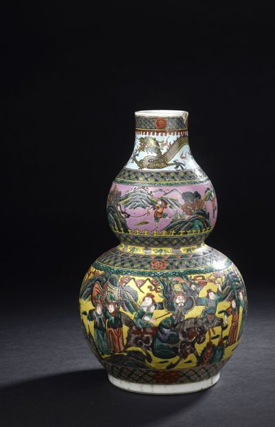 Vase double gourde en porcelaine 
Chine,...