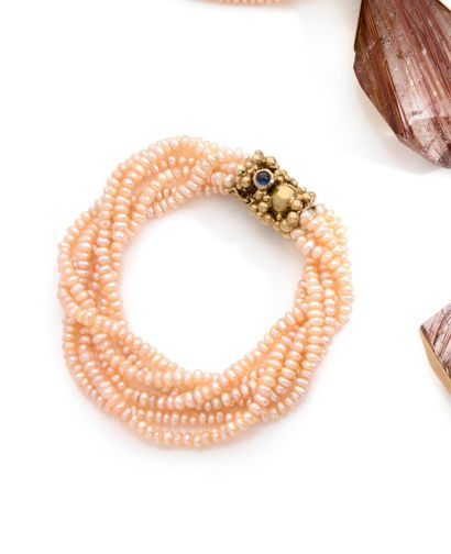 null Jean VENDOME (1930-2017)
Bracelet « modèle caviar» composé de six rangs de perles...