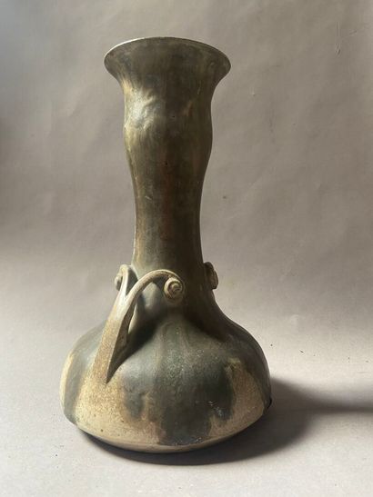 null GREBER Charles (1853-1935)
Pair of vases with slightly cylindrical necks on...
