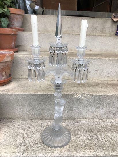 null BACCARAT, 20th century 
Two-light candelabra
H.63 cm