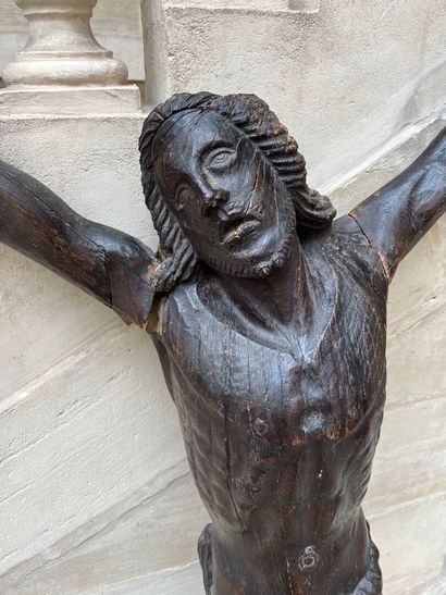 null FRANCE circa 1600
Christ of the Crucifixion
Strong relief in stained oak.
Damage...