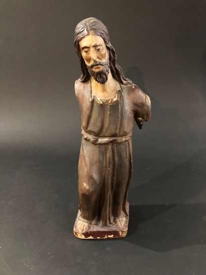 null Christ in polychrome wood 
H. 52 cm