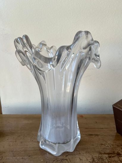 null Crystal vase
H.31 cm