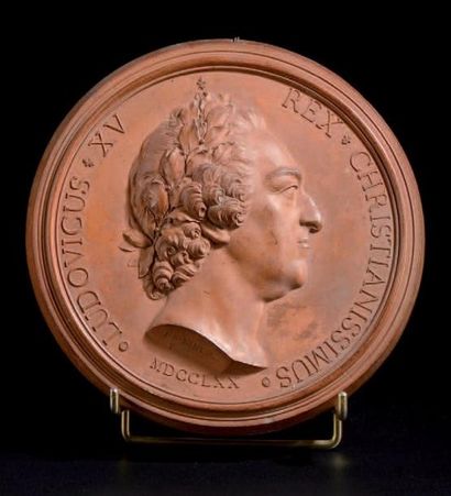 Jean-Baptiste Nini (1717-1786) Louis XV, roi de France (1710-1774) Médaillon en terre...