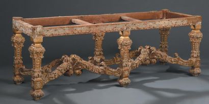 null Banquette en bois mouluré finement sculpté et doré, époque Louis XIV, vers 1680...