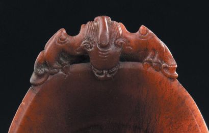 null Petite coupe libatoire en corne de rhinocéros sculptée Chine, dynastie Qing,...