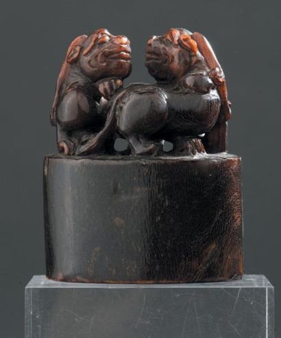 null Cachet en corne de rhinocéros sculptée Chine, fin du XIXe - début du XXe siècle...