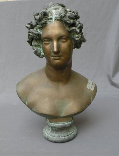 Théophile Fr. Marcel BRA (1797-1863) Buste de jeune femme Bronze. H. 64 cm