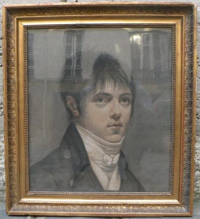 Ecole FRANCAISE vers 1800 Portrait de jeune homme Dessin. 40 x 35 cm