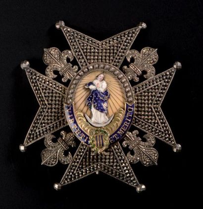 Espagne Ordre de Charles III. Plaque de Grand-Officier. Argent, émail (éclats). [AB]....