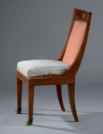Paire de chaises, attribuée à Jacob Frères,...