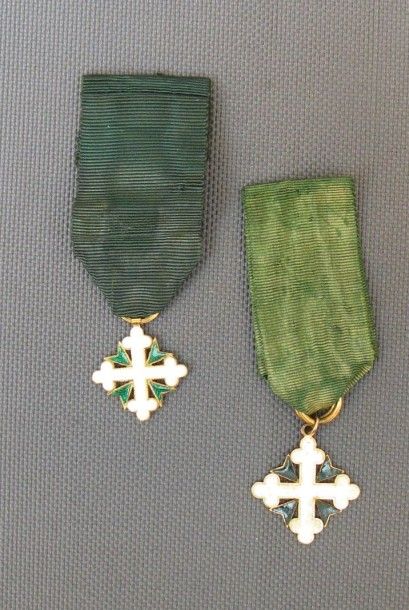 ITALIE Ordre des Saints Maurice et Lazare. Deux croix de Chevalier, en miniature...