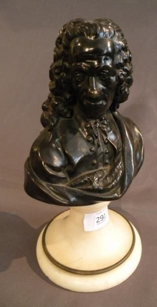 Buste en bronze représensant Voltaire, fin...