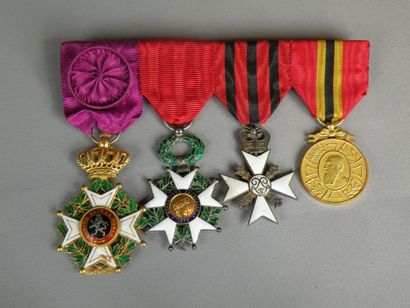 BELGIQUE 
Brochette de 4 décorations: Croix d'Officier de l'Ordre de Léopold; Étoile...