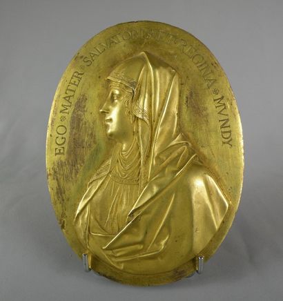 null Plaque ovale, fin du XVIIIe siècle
En bronze doré représentant la Vierge de...