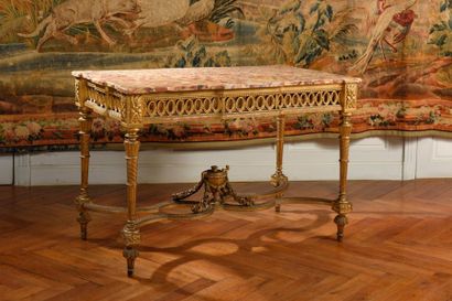 Table de milieu de style Louis XVI, vers...