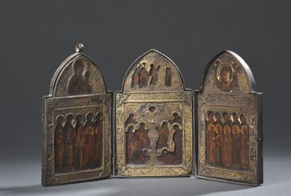 null Triptyque en argent, Russie, XIXe siècle
Le Couronnement de la Vierge surmonté...