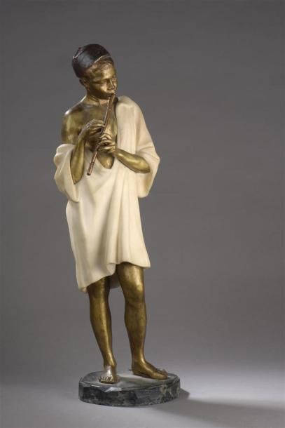 null Rachel-Lucy HAUTOT (1882-1935)
Le joueur de flûte
Bronze à patine dorée et marbre...