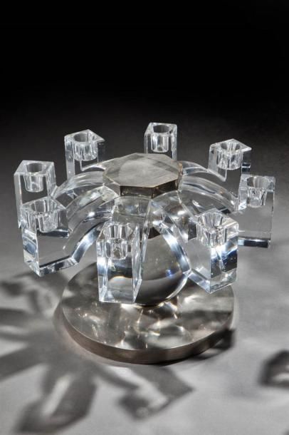 null ADNET Jacques (1900-1984) & BACCARAT 
Paire de bougeoirs en cristal blanc transparent...