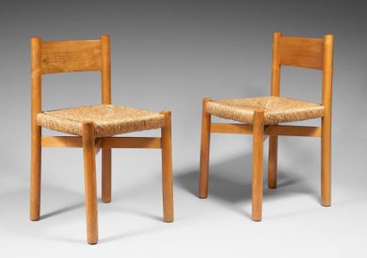 null Charlotte PERRIAND (1903-1999)
Suite de 6 chaises dites "Méribel"
Assise en...