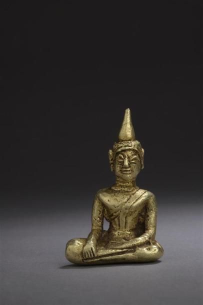 null STATUETTE DU BOUDDHA en or
Assis en dhyanasana
H. 5,6 cm
P. 127 g