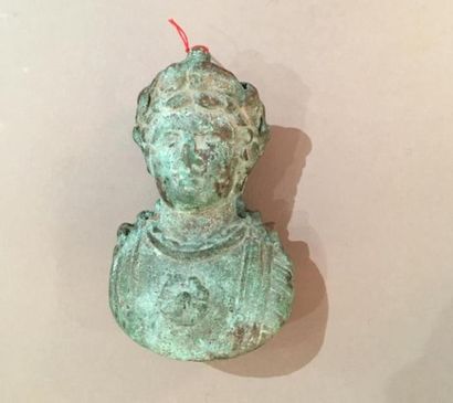 null Poids de balance, art romain, IIe siècle
Représentant un personnage lauré en...