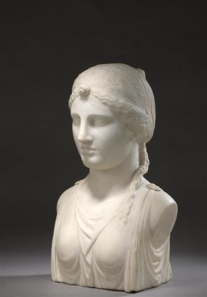 null Attribué à Pierre Petitot (1760-1840)
Vestale
Buste en Hermès en marbre blanc.
H....