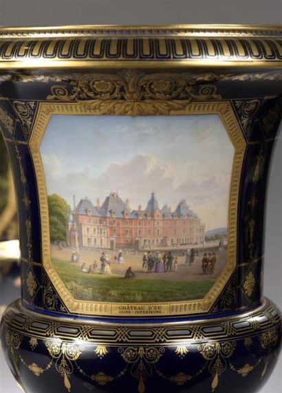 null Sèvres
Paire de vases Médicis de la troisième grandeur, époque Louis Philippe,...